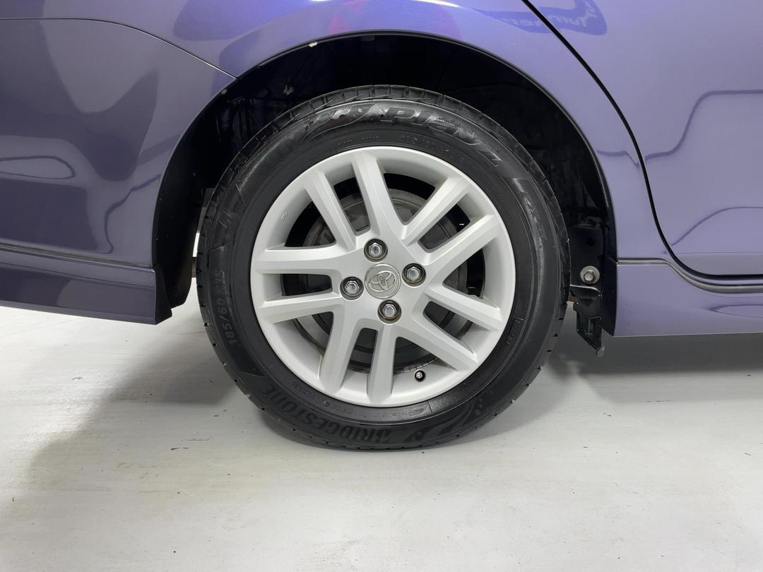 Photo '12' of Toyota Corolla Fielder