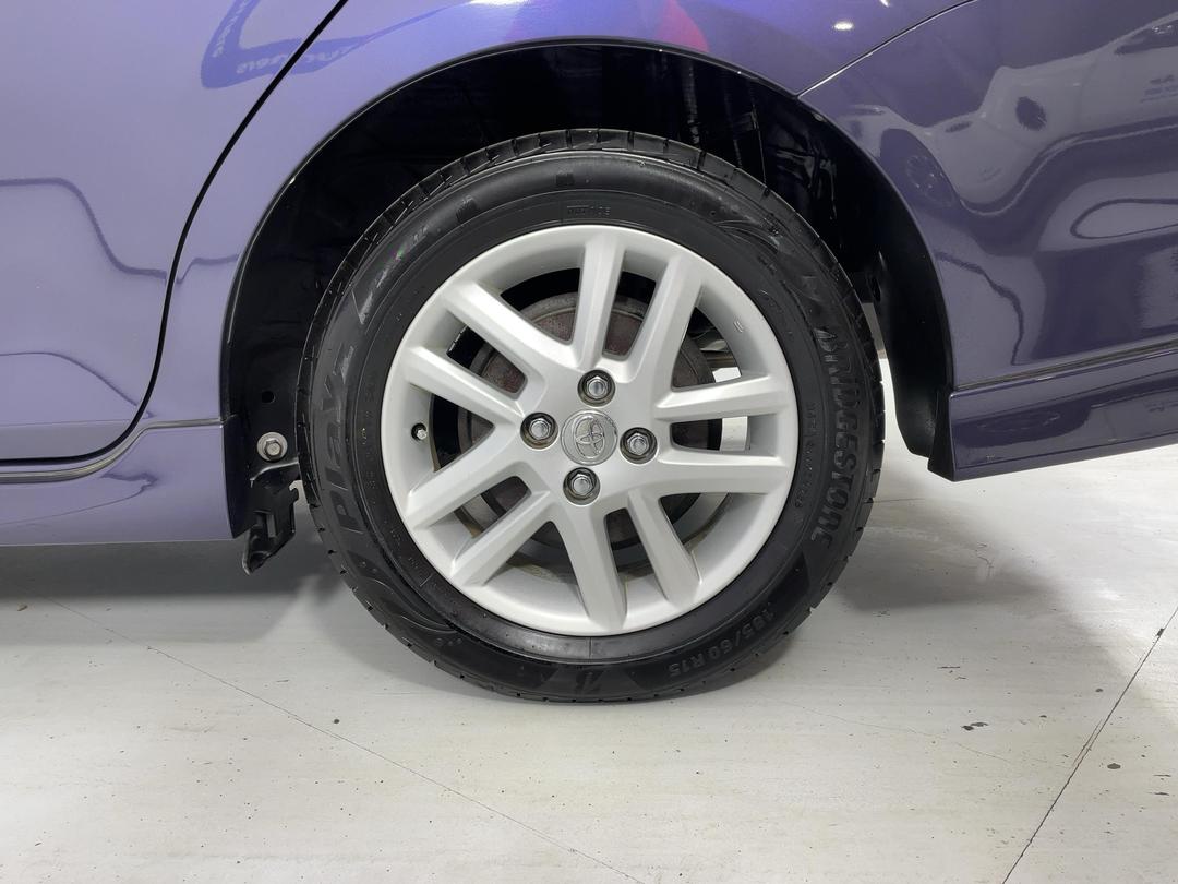 Photo '11' of Toyota Corolla Fielder