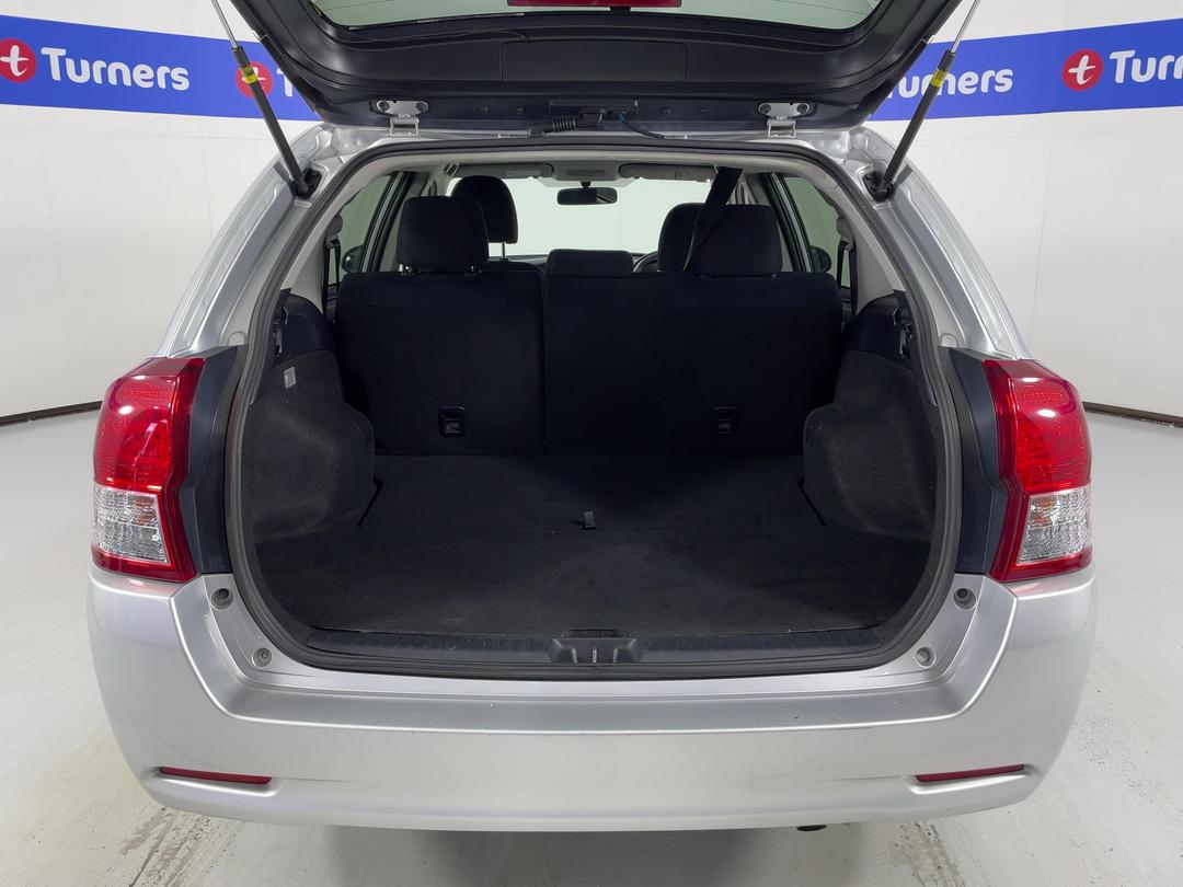 Photo '14' of Toyota Corolla Fielder