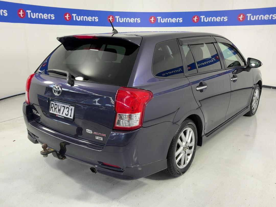 Photo '7' of Toyota Corolla Fielder