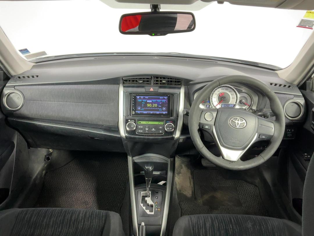 Photo '17' of Toyota Corolla Fielder