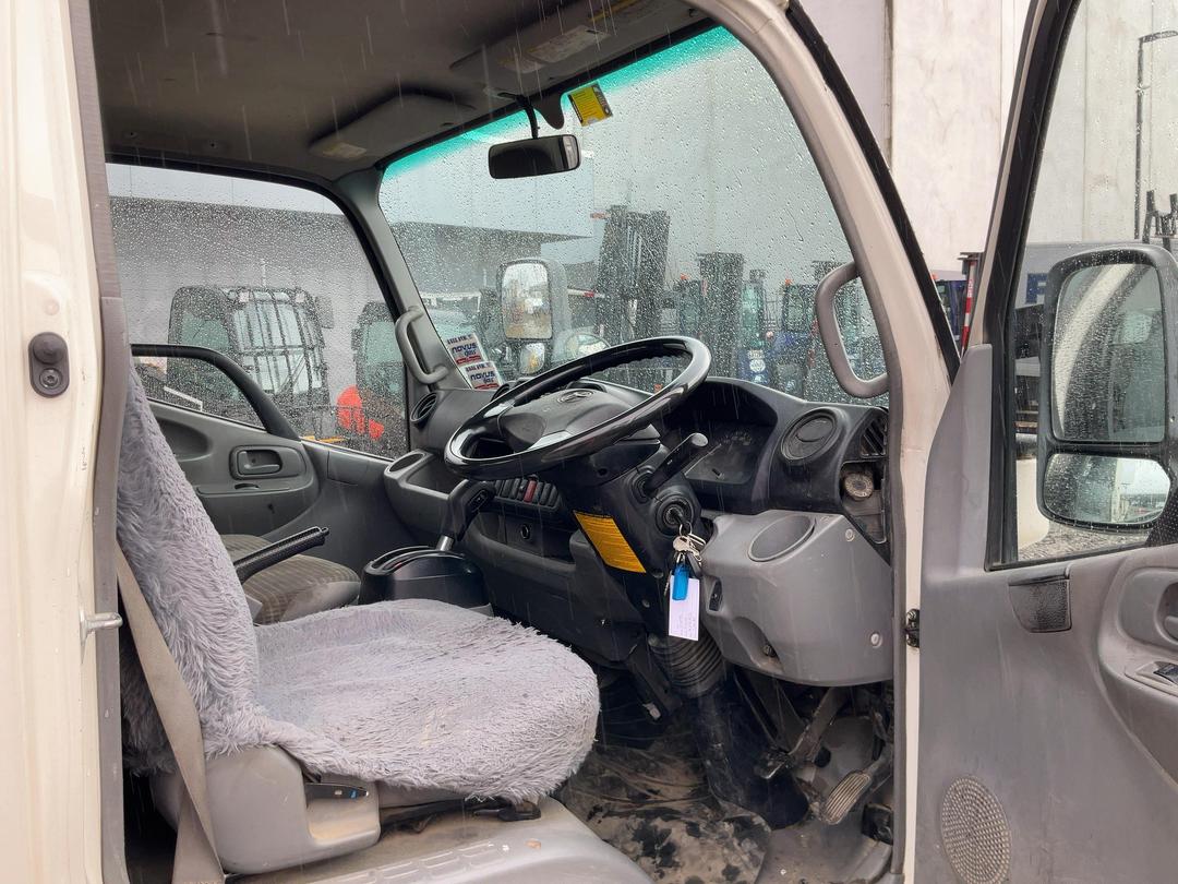 Photo '11' of Toyota Dyna Flat Deck