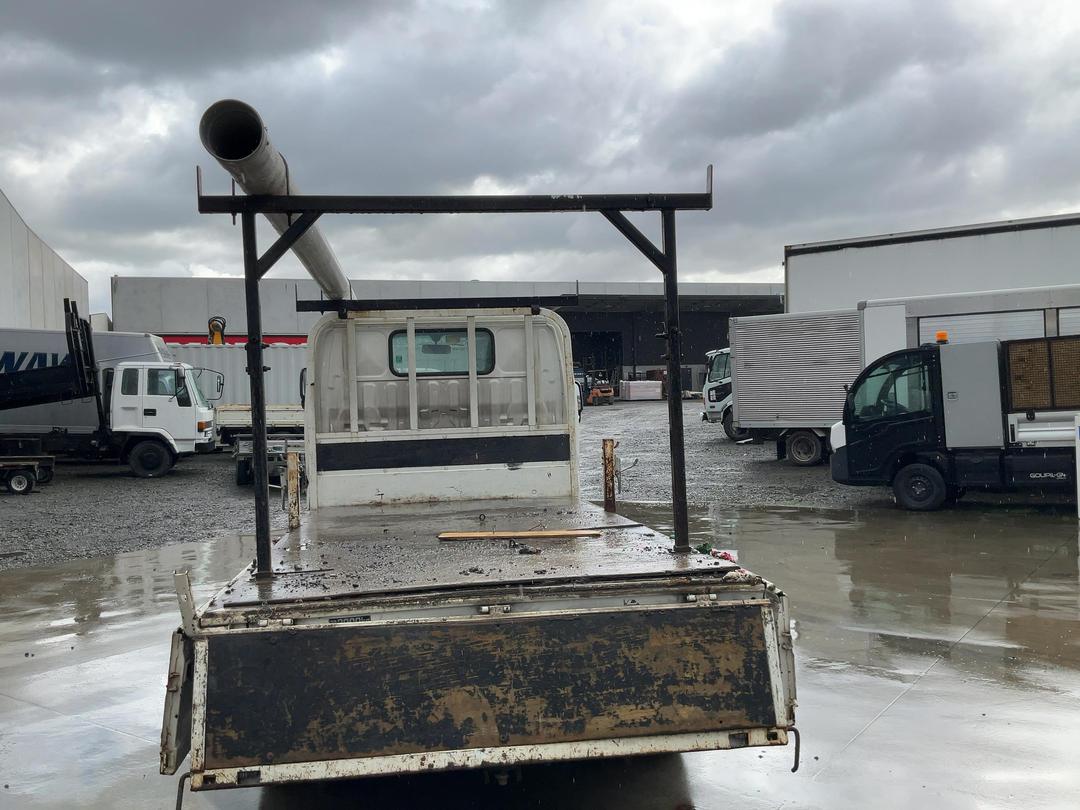 Photo '21' of Toyota Dyna Flat Deck