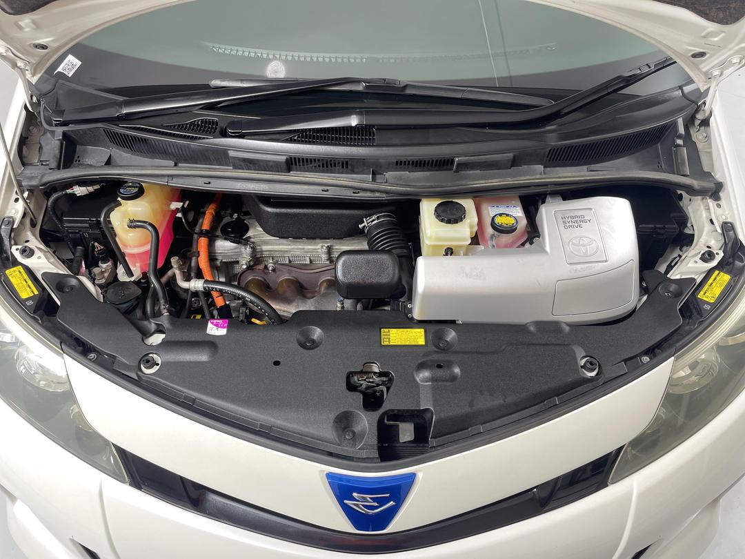 Photo '13' of Toyota Estima