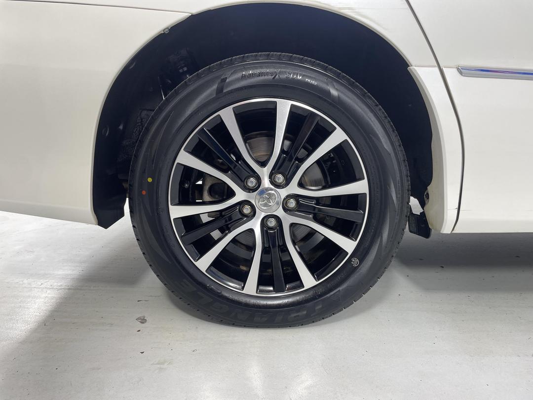 Photo '12' of Toyota Estima