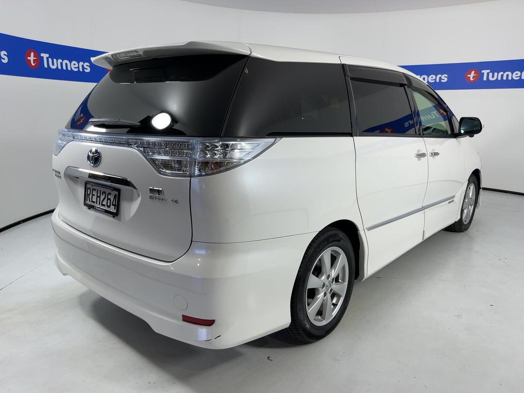 Photo '7' of Toyota Estima
