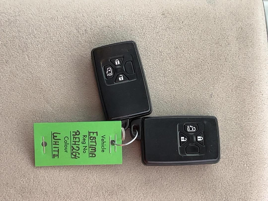 Photo '22' of Toyota Estima