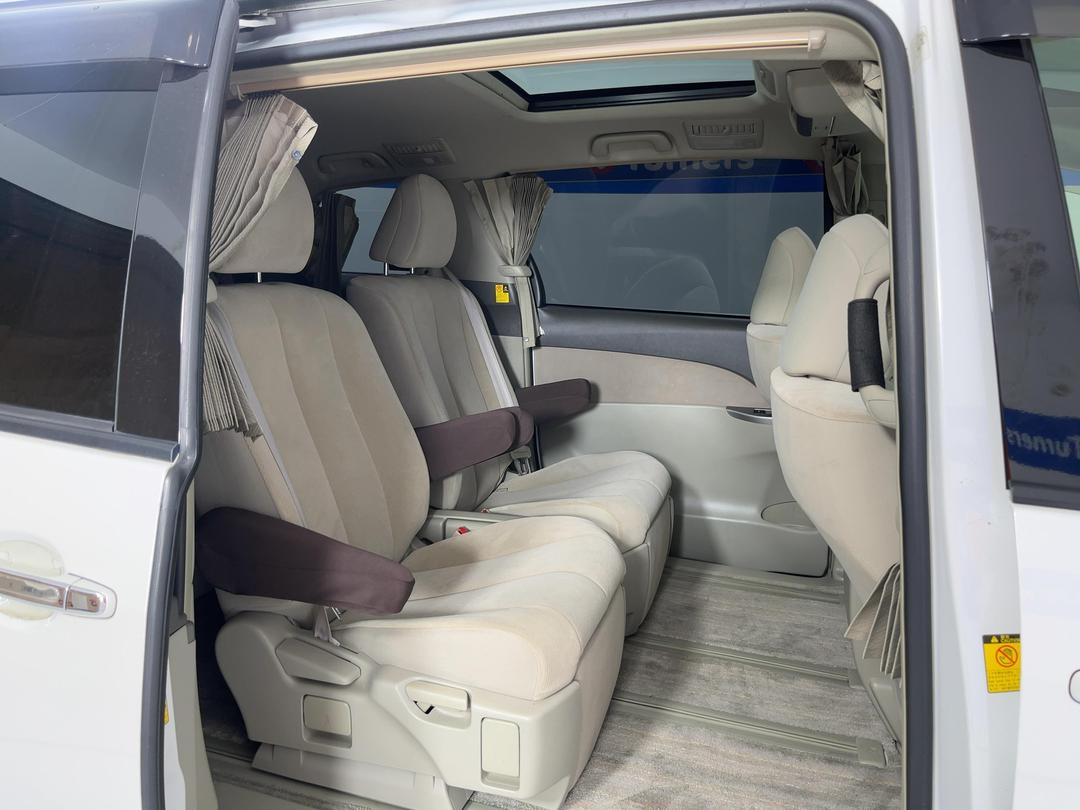 Photo '19' of Toyota Estima