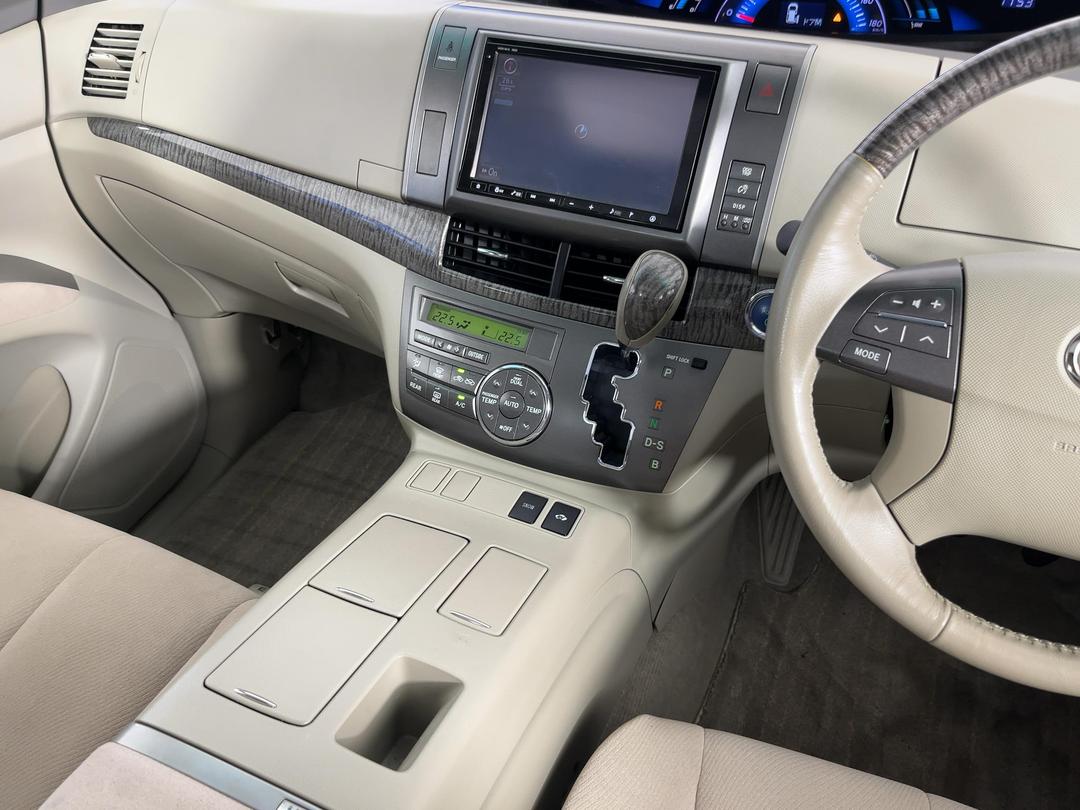 Photo '18' of Toyota Estima