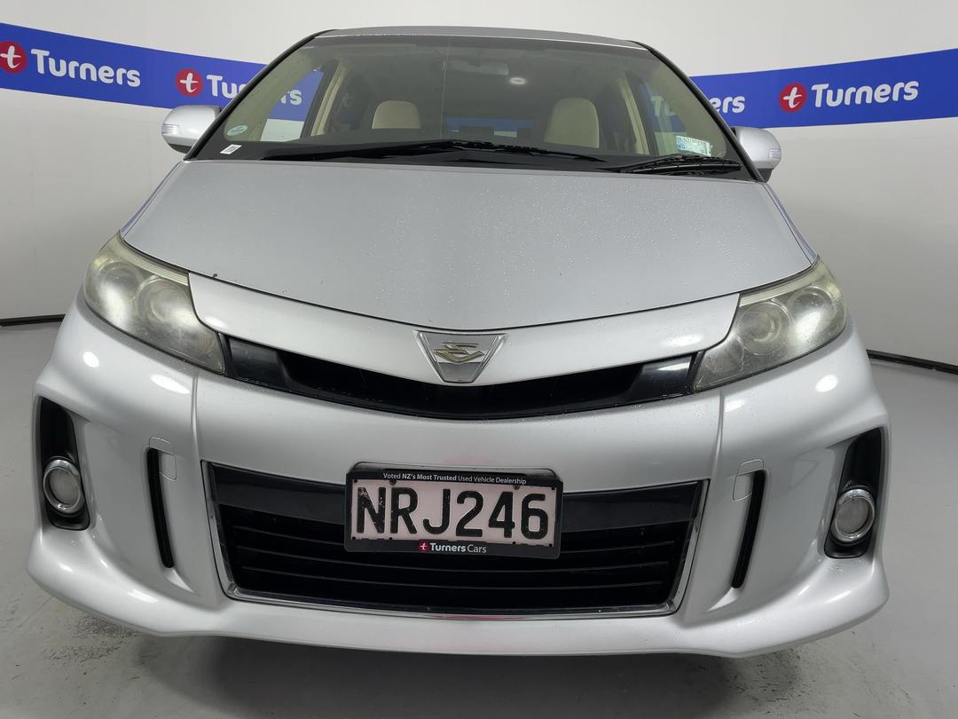 Photo '2' of Toyota Estima