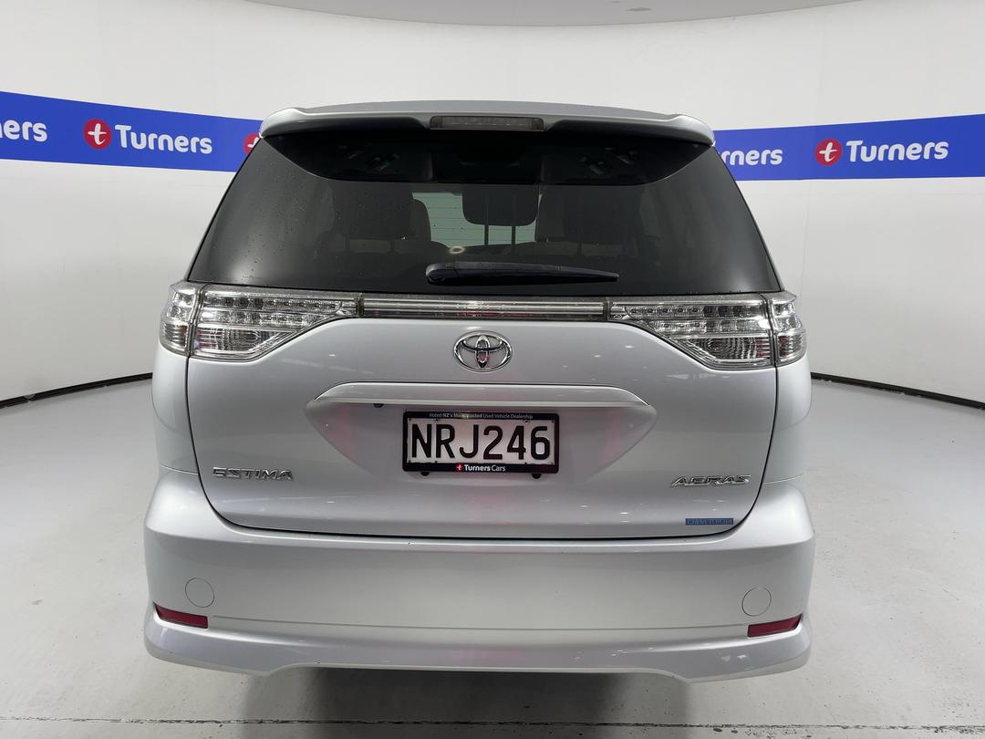 Photo '6' of Toyota Estima