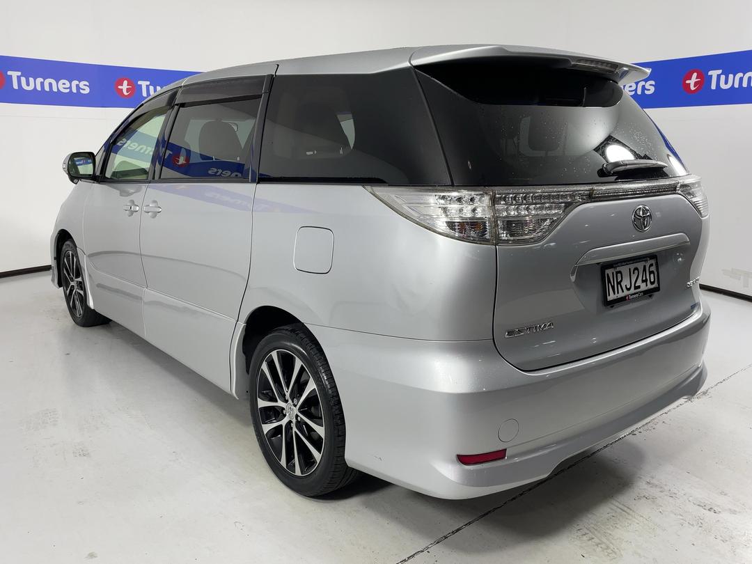 Photo '5' of Toyota Estima