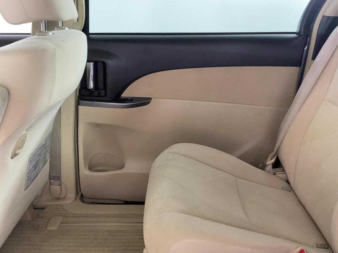Photo '19' of Toyota Estima