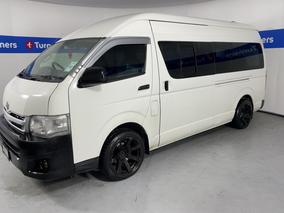 Photo '4' of Toyota Hiace