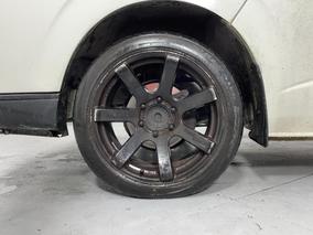 Photo '10' of Toyota Hiace