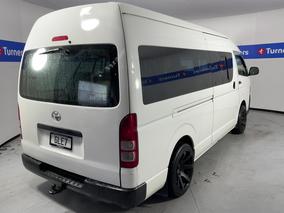 Photo '7' of Toyota Hiace