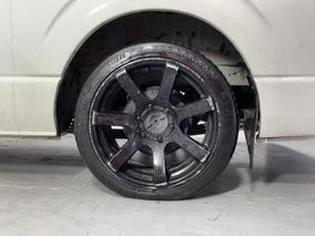 Photo '11' of Toyota Hiace