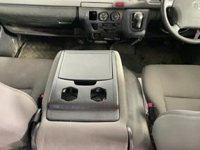 Photo '18' of Toyota Hiace