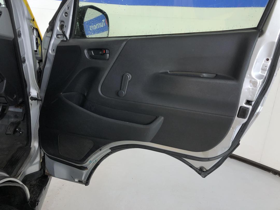 Photo '15' of Toyota Hiace