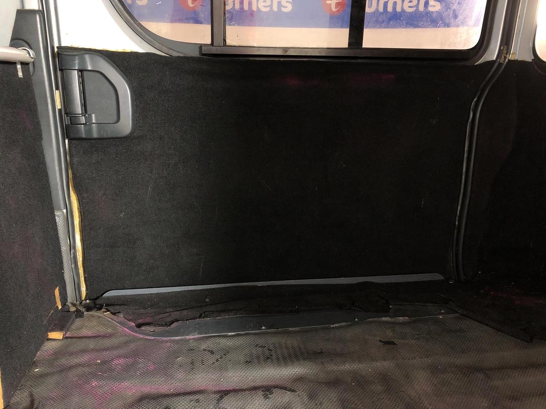 Photo '19' of Toyota Hiace