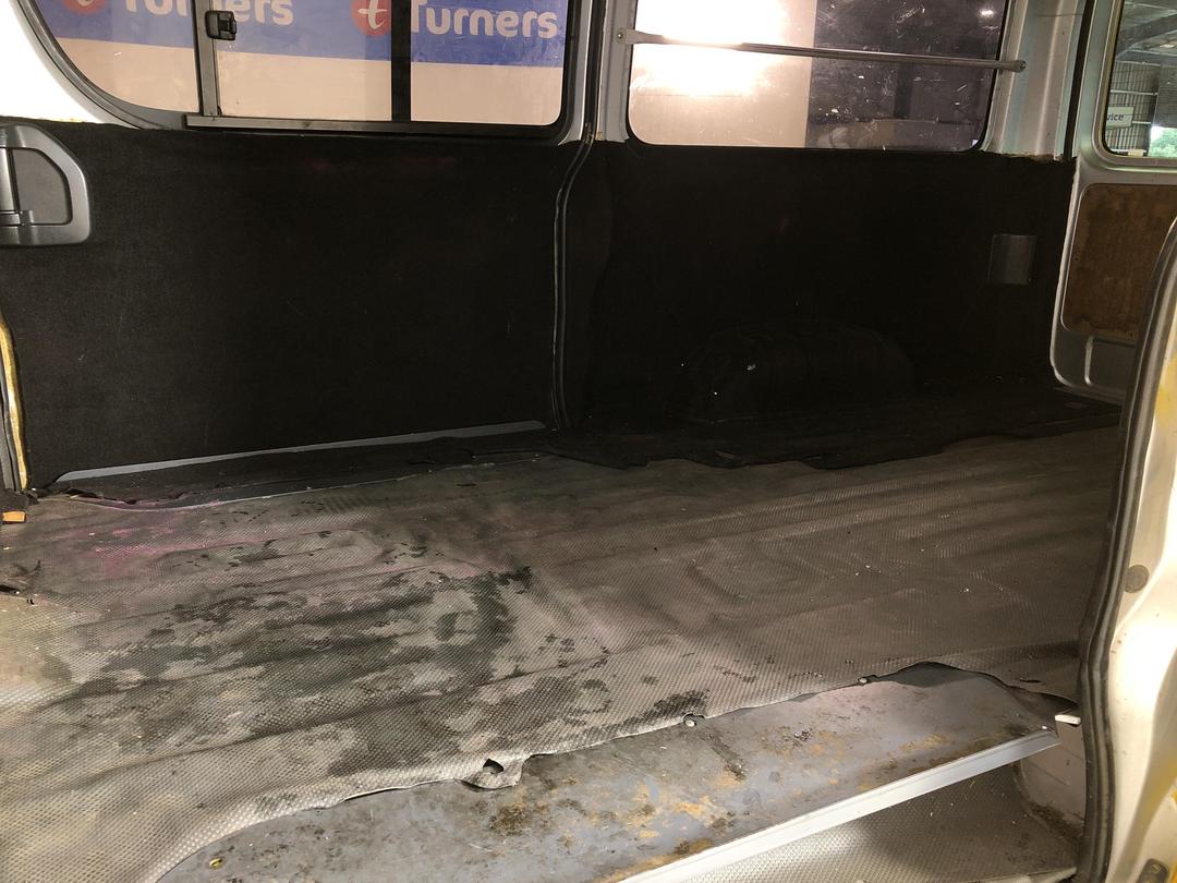 Photo '20' of Toyota Hiace