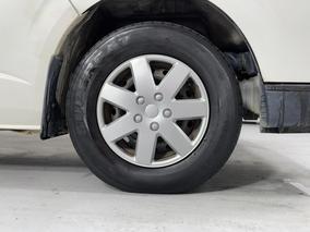 Photo '9' of Toyota Hiace