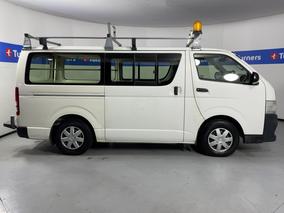 Photo '22' of Toyota Hiace
