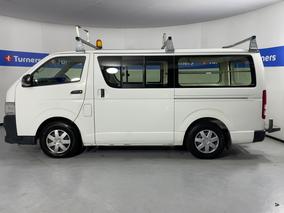 Photo '23' of Toyota Hiace