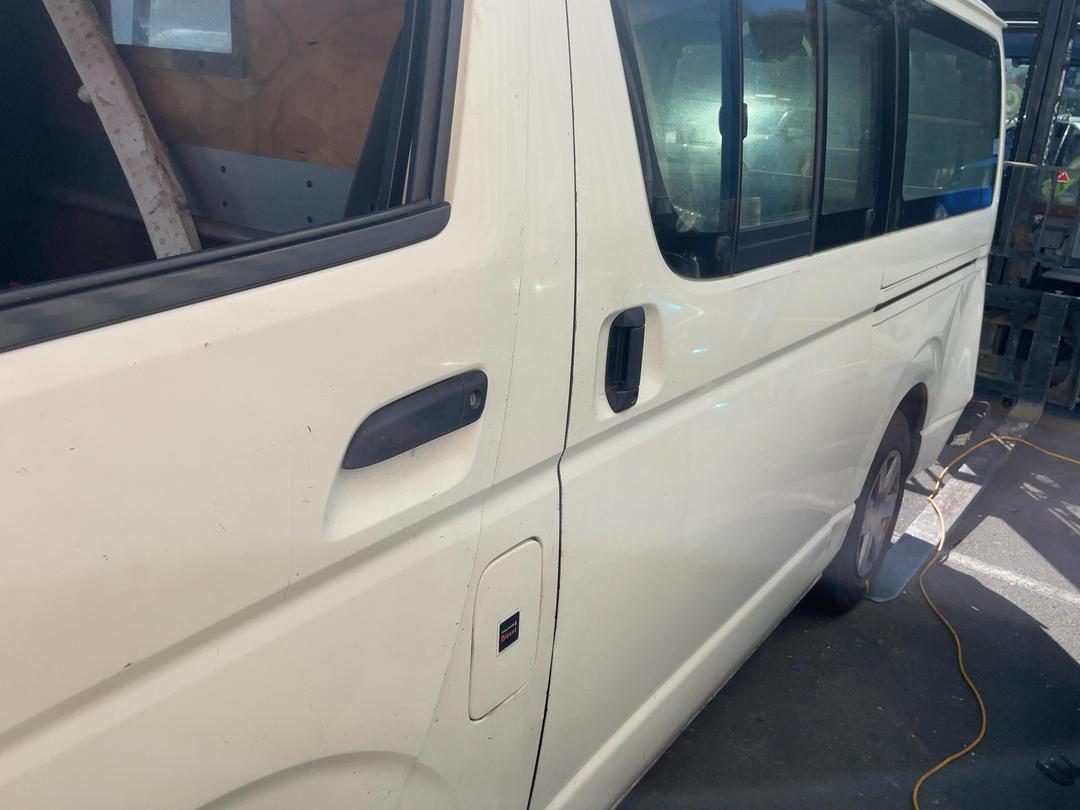 Photo '21' of Toyota Hiace Regius ACE Photo '21' of Toyota Hiace Regius ACE