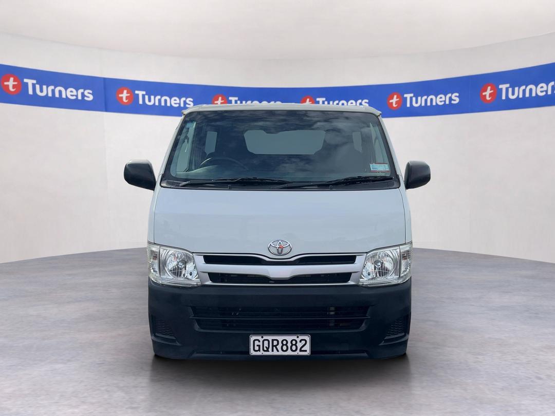 Photo '2' of Toyota Hiace