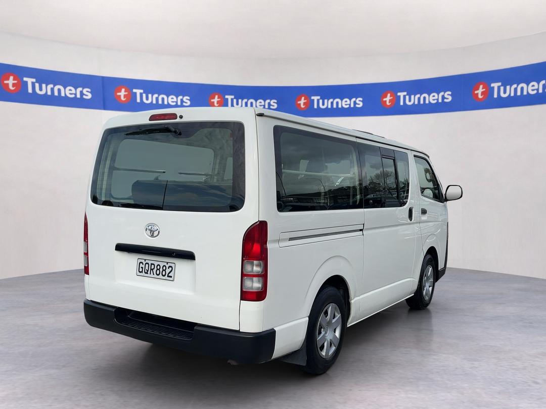 Photo '7' of Toyota Hiace