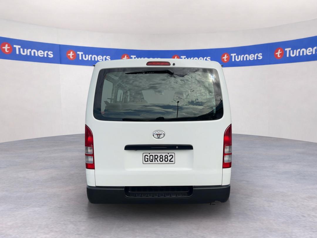 Photo '6' of Toyota Hiace