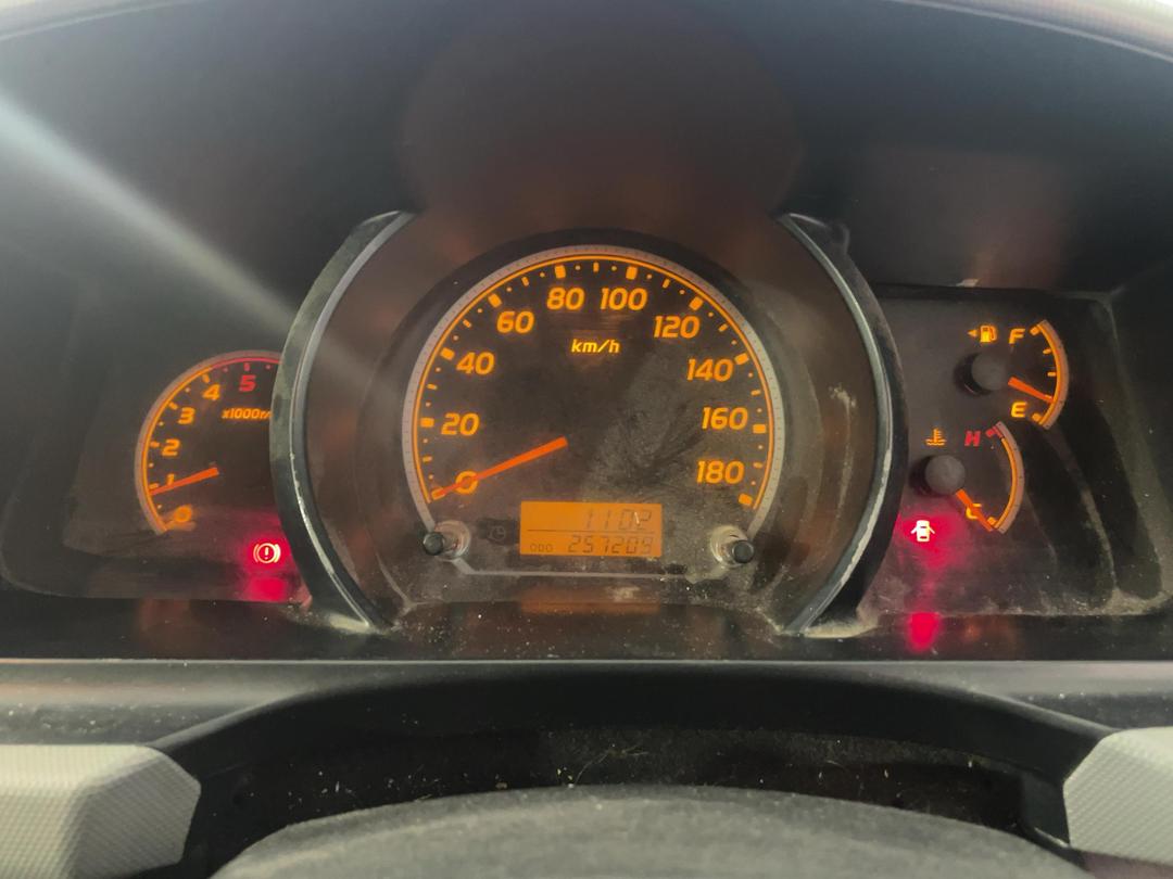 Photo '20' of Toyota Hiace