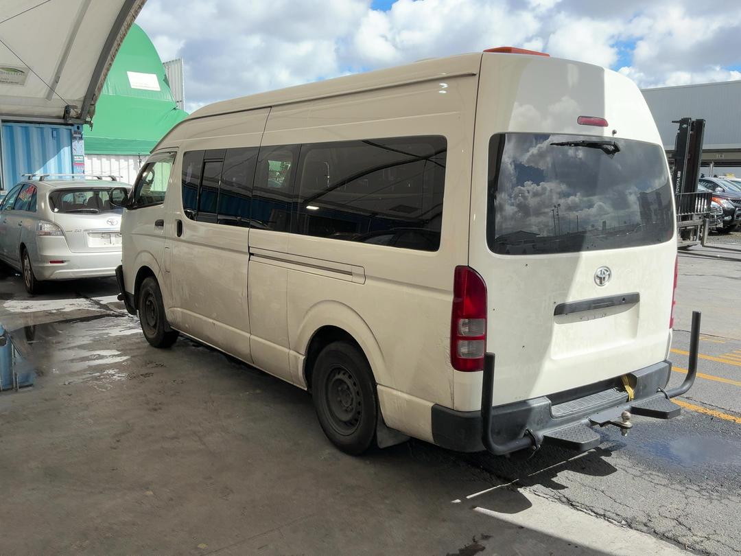 Photo '12' of Toyota Hiace ZX TD Photo '12' of Toyota Hiace ZX TD