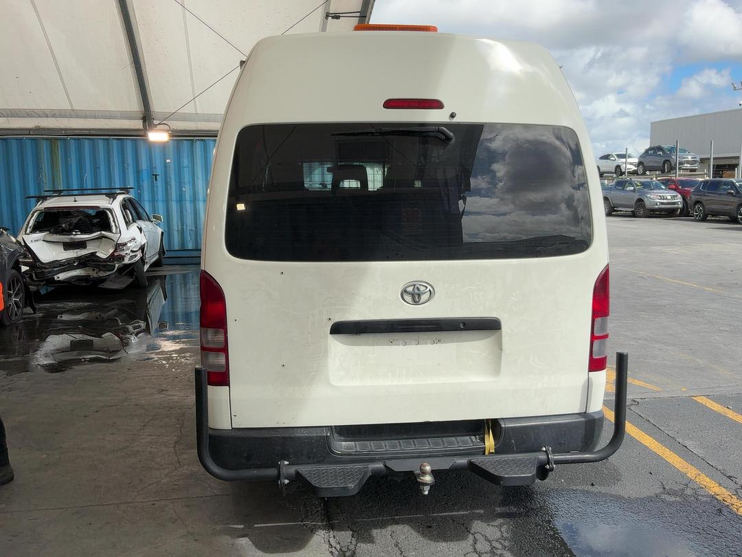 Photo '13' of Toyota Hiace ZX TD Photo '13' of Toyota Hiace ZX TD