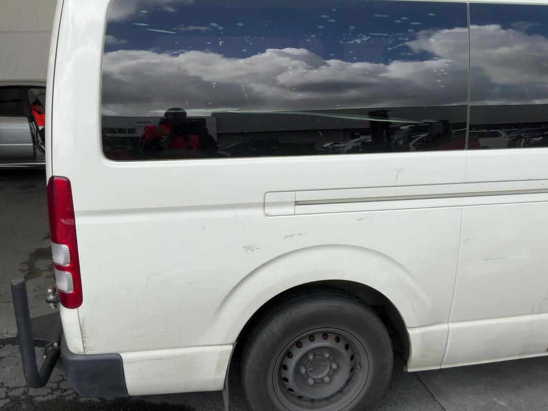 Photo '16' of Toyota Hiace ZX TD Photo '16' of Toyota Hiace ZX TD