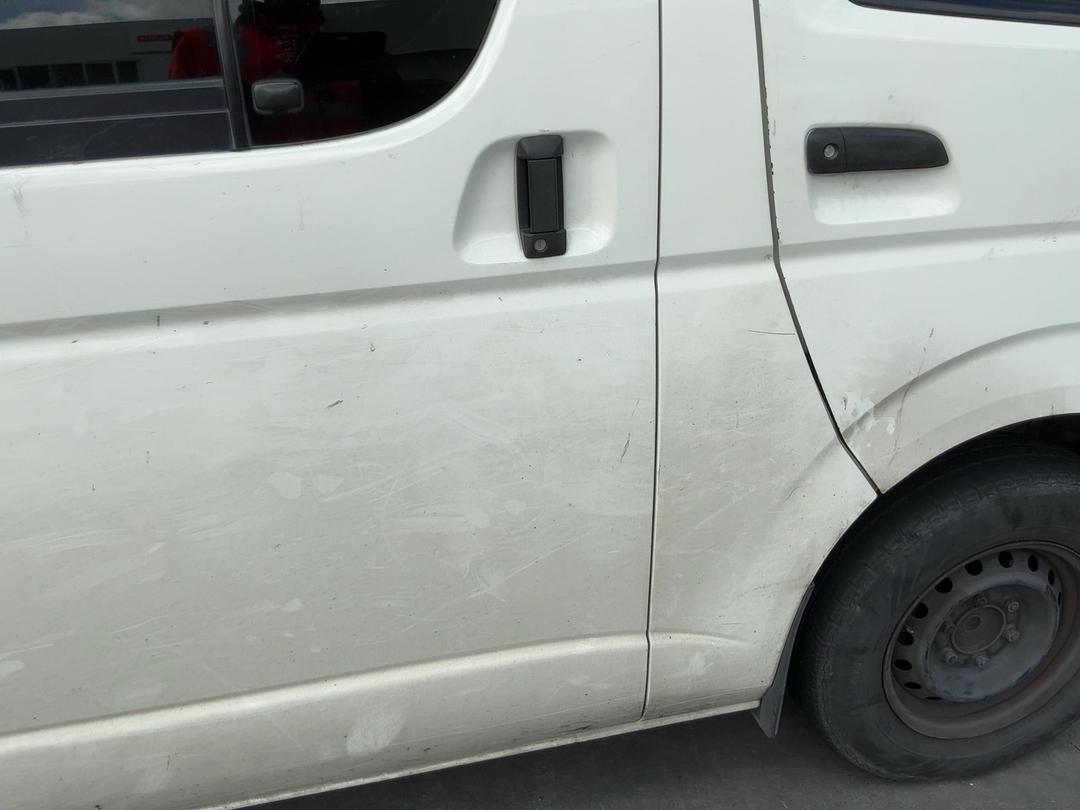 Photo '18' of Toyota Hiace ZX TD Photo '18' of Toyota Hiace ZX TD