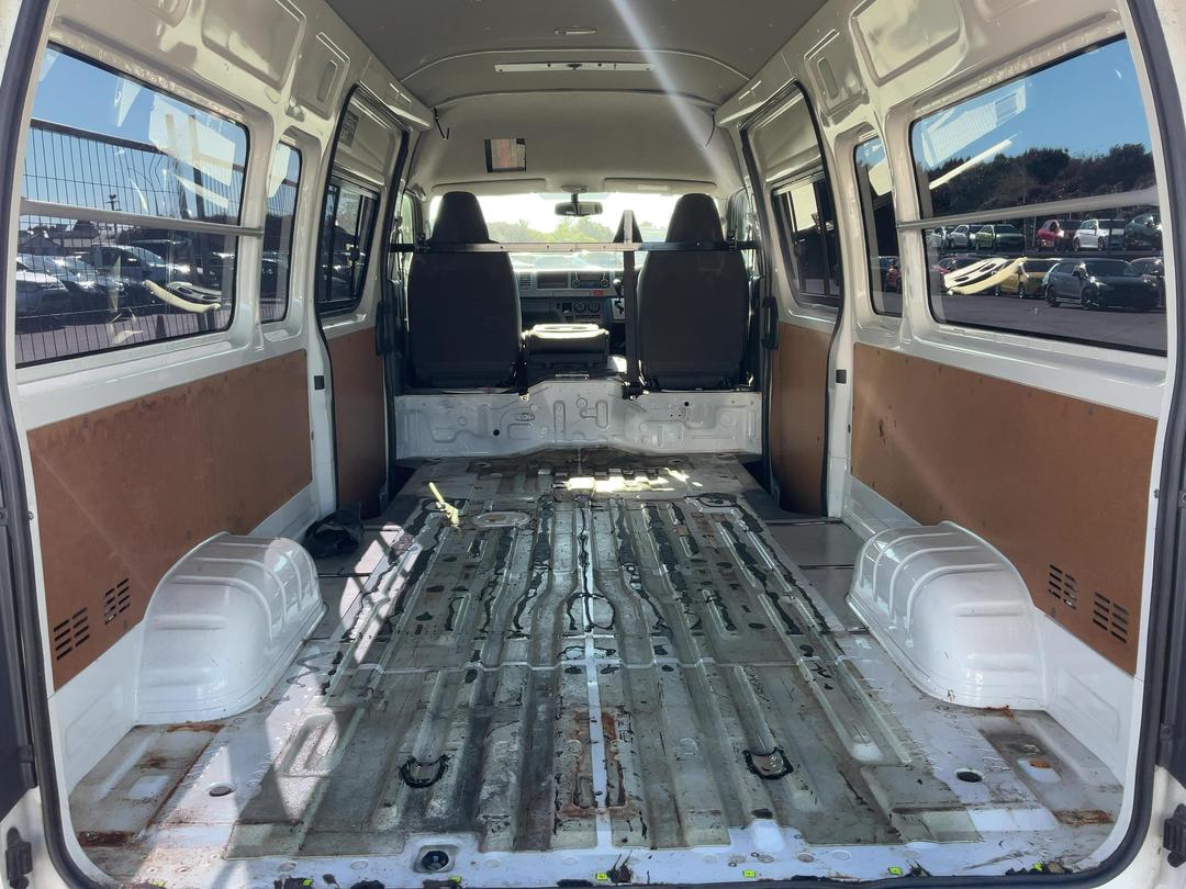 Photo '6' of Toyota Hiace ZX TD Photo '6' of Toyota Hiace ZX TD