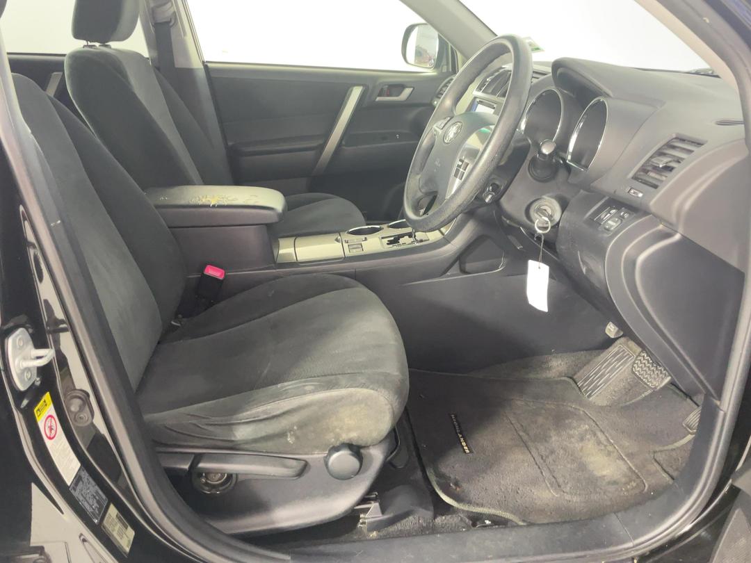 Photo '16' of Toyota Highlander