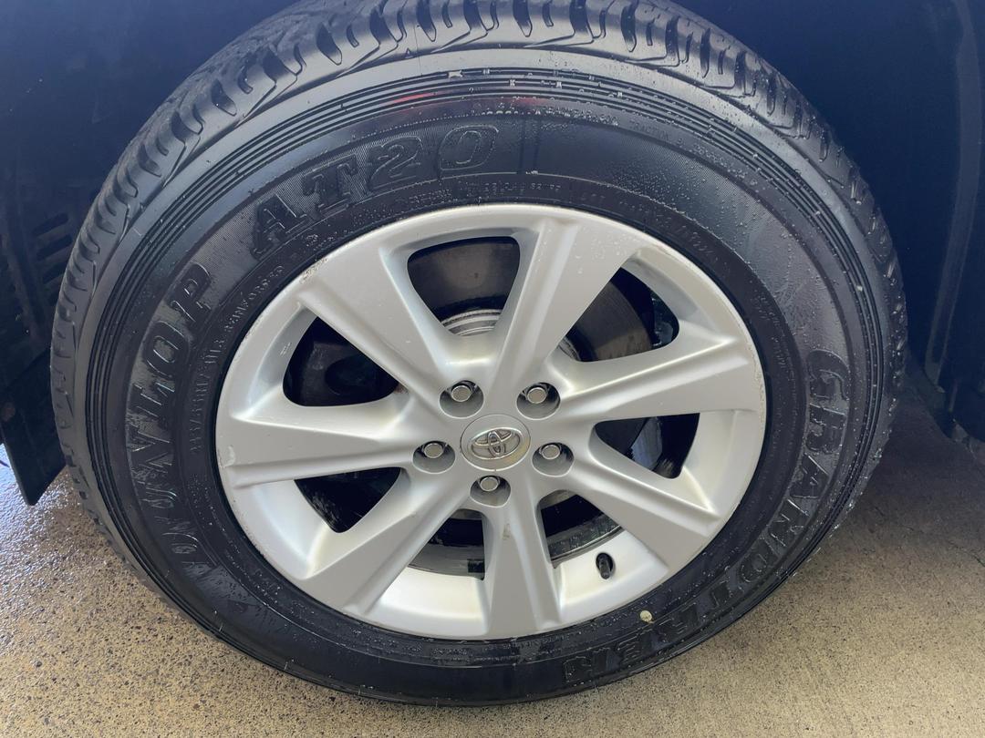 Photo '10' of Toyota Highlander