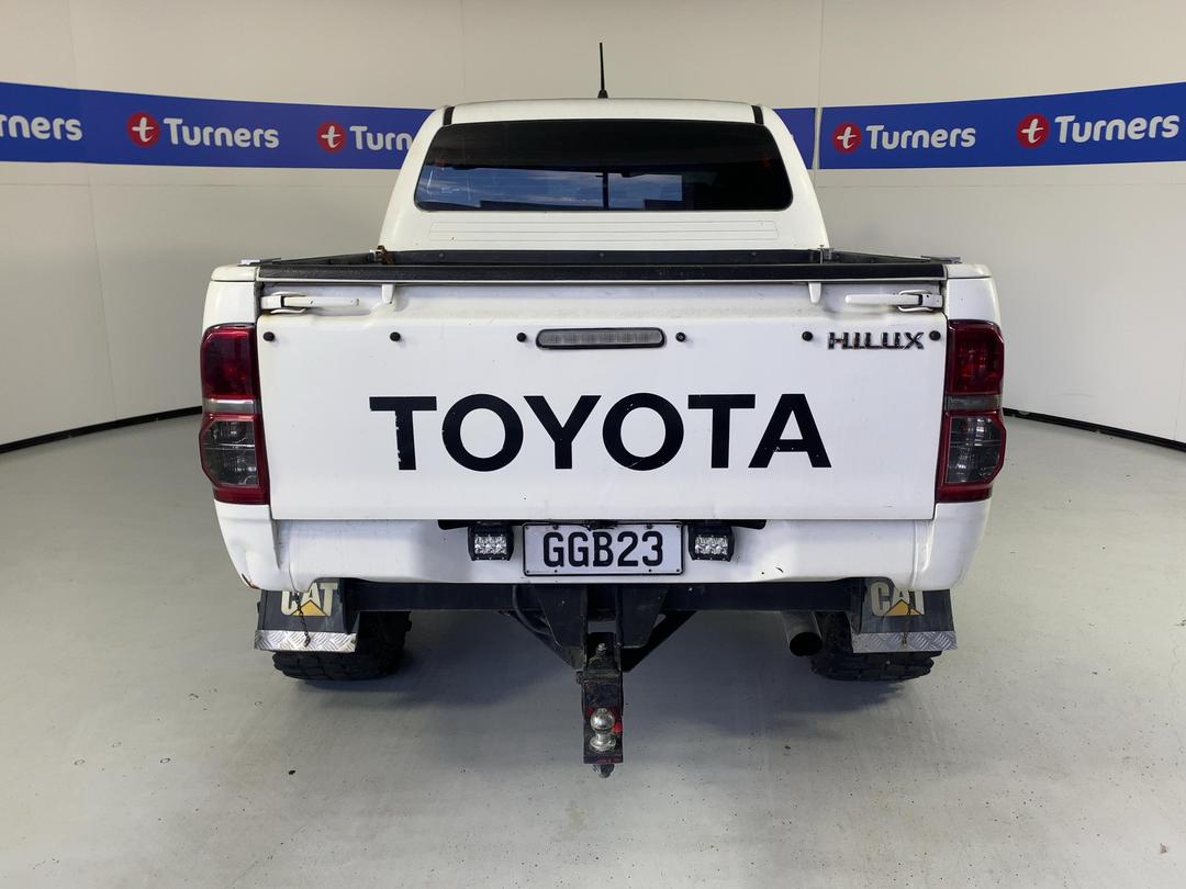 Photo '6' of Toyota Hilux