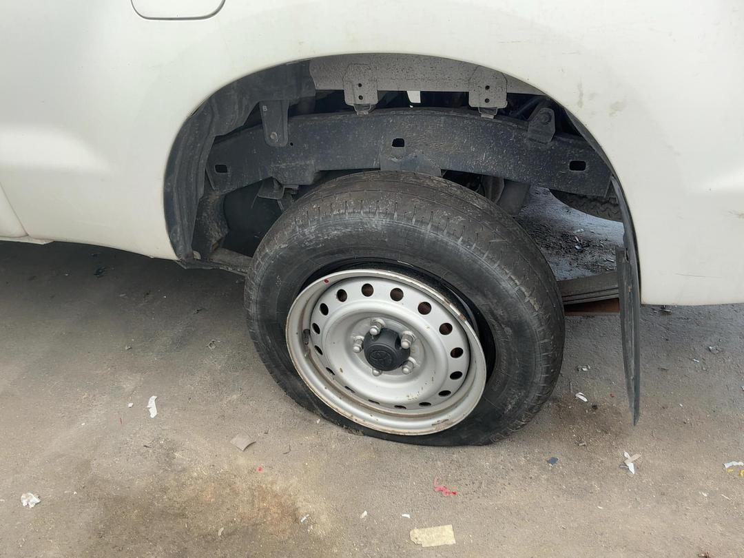 Photo '11' of Toyota Hilux TD EC Photo '11' of Toyota Hilux TD EC