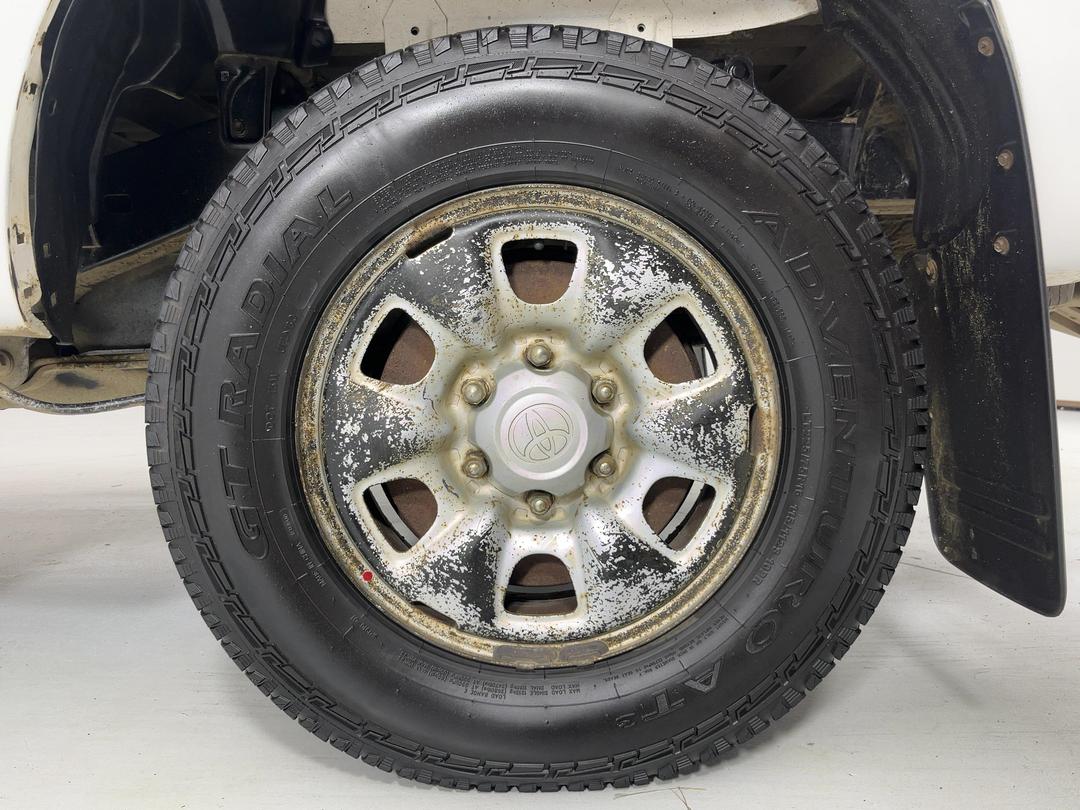 Photo '11' of Toyota Hilux