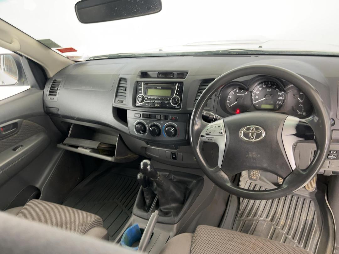 Photo '17' of Toyota Hilux