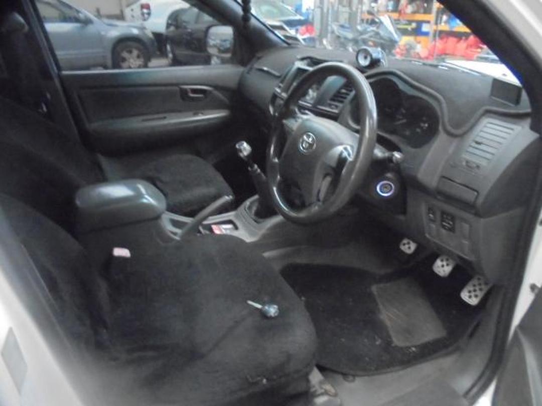Photo '8' of Toyota Hilux TD DC Photo '8' of Toyota Hilux TD DC