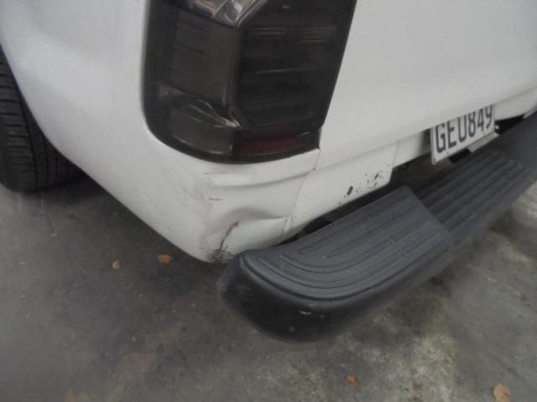Photo '13' of Toyota Hilux TD DC Photo '13' of Toyota Hilux TD DC