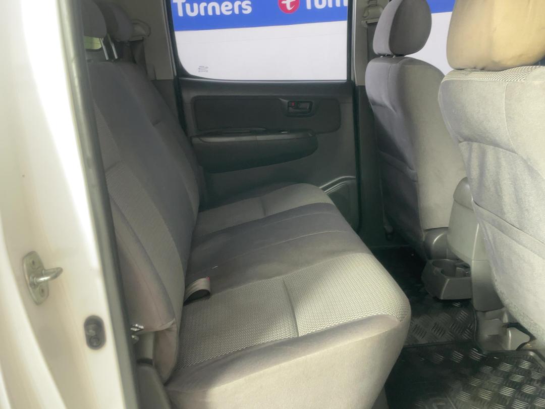 Photo '20' of Toyota Hilux