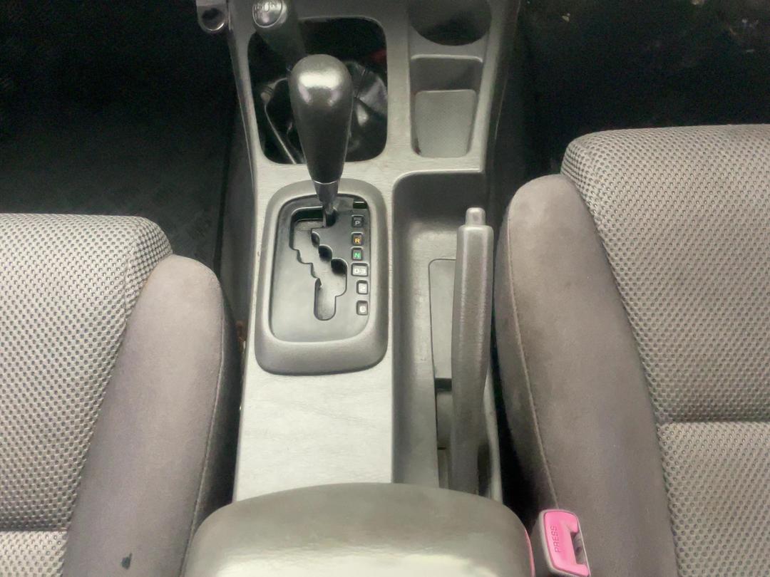 Photo '18' of Toyota Hilux