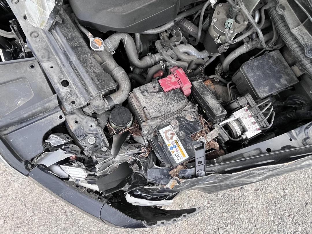 Photo '11' of Toyota Hilux SR5 TD DC