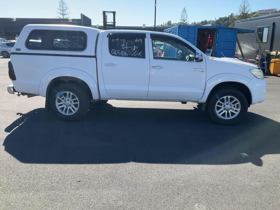 Photo '9' of Toyota Hilux SR5 TD DC